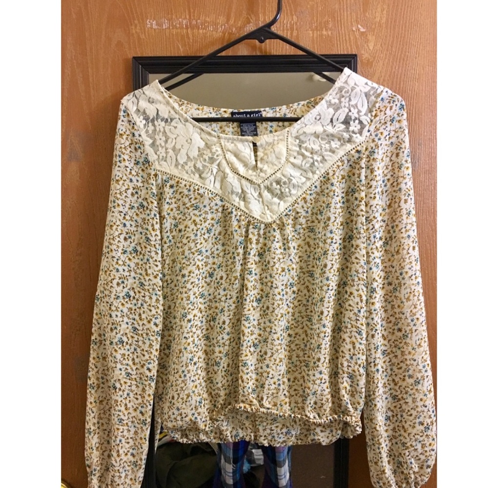 Floral top